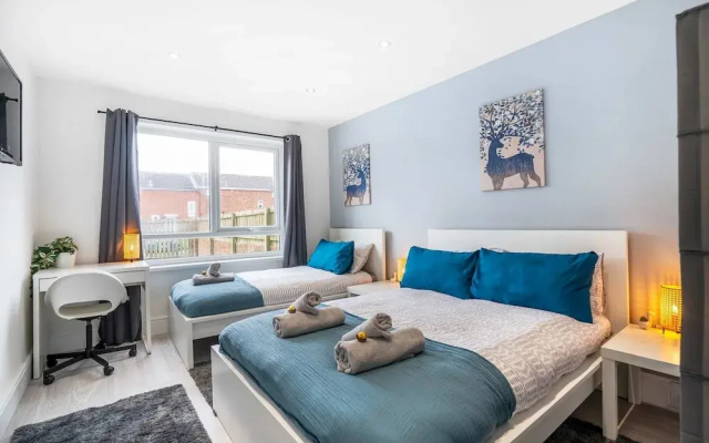 3 Bedroom House-free Parking