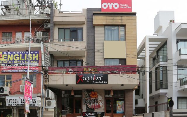 OYO Townhouse 281 Harsh Vihar. Near M2K Cinemas Rohini