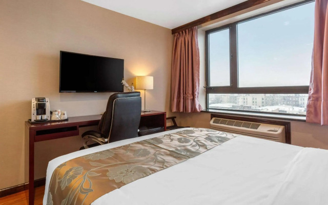 The L Hotel