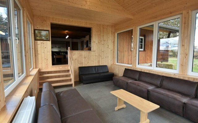 Restful Holiday Home in Xhoffraix With Garden