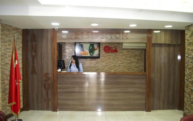 Anya Suit Otel