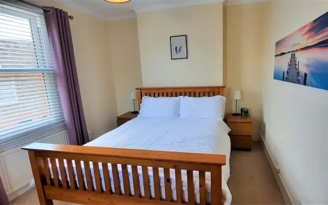 Windsor centre 3 bed terrace house sleep 6