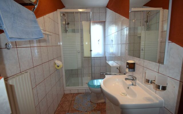 Apartments Frane
