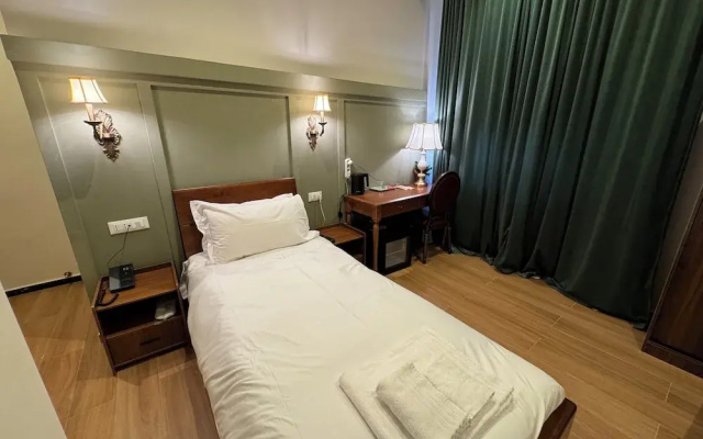 Modi Hotel