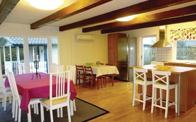 Beautiful Home in Beddingestrand With 3 Bedrooms and Wifi