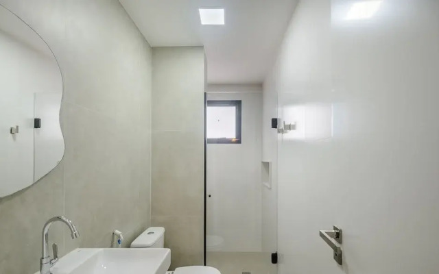 Building With New Apartments 300m From the Beach - EEP