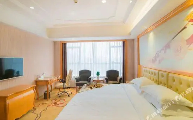 Vienna International Hotel Liuzhou Beique Road Branch