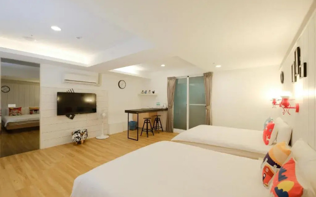 Color Fun Inn