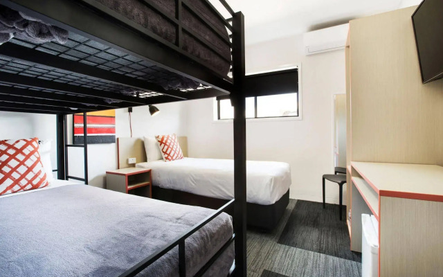 Villawood Hotel