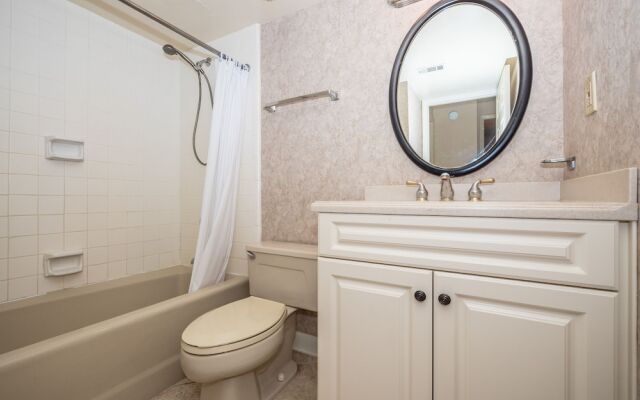 Yacht Club 7536 by Vtrips