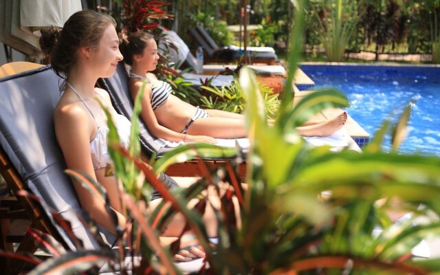 La Mer Resort