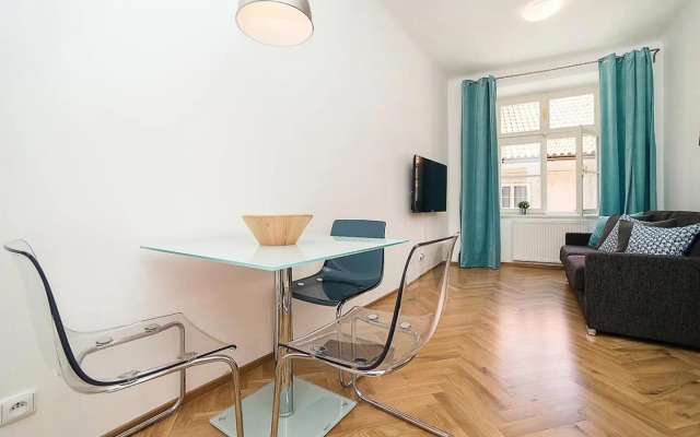 Newly renovated 1-bed apartment at Charles Bridge