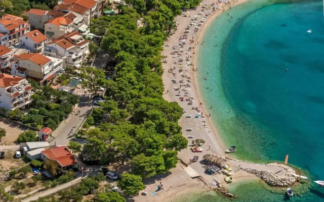 Apartments by the sea Promajna, Makarska - 18772