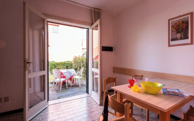 Charming Villa With Swimming Pool Near the Beach