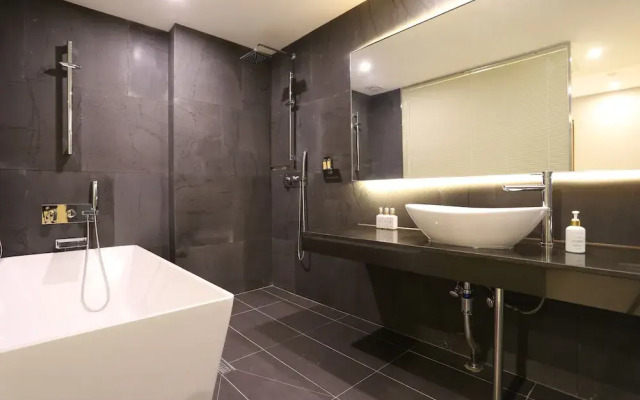 Suwon Top Cloud Hotel