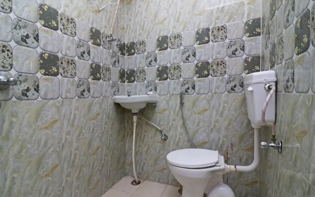 Oyo 24958 Hotel Dayal
