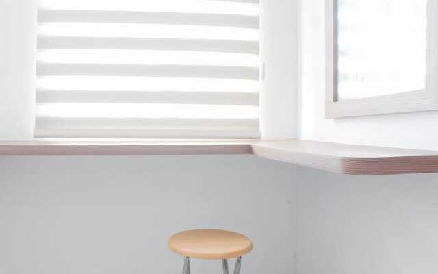 Cozy and Tidy Studio Apartment at Ayodhya Residences