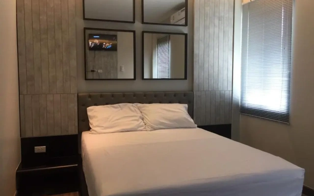 Chics Resort