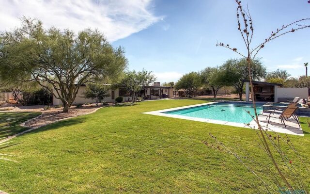 Bella Lincoln Estate Signature Vacation Rentals