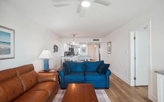 Land's End 7-402 Beach Front - Premier