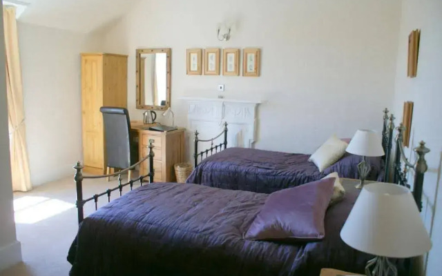 Invernevis Bed  Breakfast