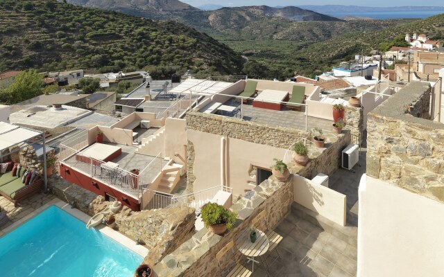 Cressa Ghitonia Village