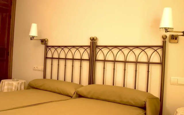 Palacio de Monfarracinos