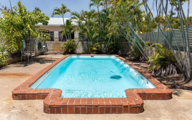 Palm View Holiday Apartments