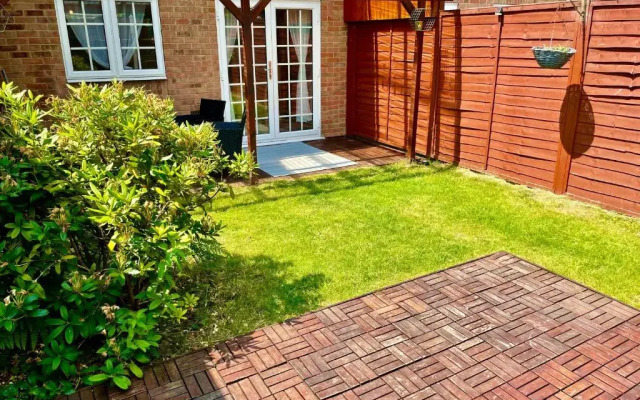 Swafield House - Parking - Modern 2 Bed - Marvello Properties