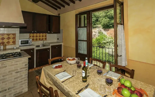 Elegant Apartment Only 1 Hour From Rome
