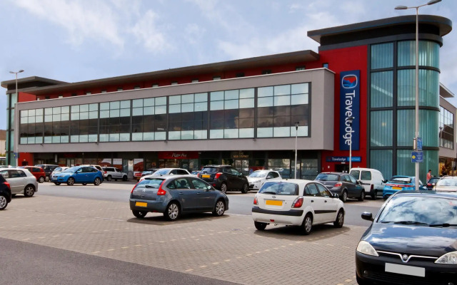 Travelodge Llanelli Central