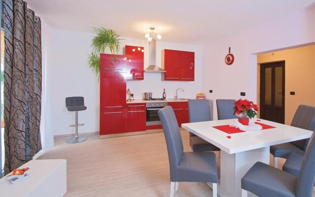 Awesome Home in Orbanici With Wifi and 2 Bedrooms