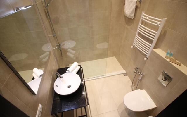 Shartava Deluxe Apartment