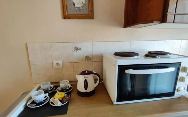 Kalypso studio Resorts