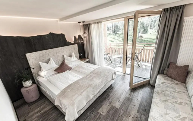 Hotel Pinei Nature & Spirit