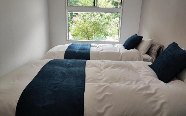 Hakuba Sunrise Apartments