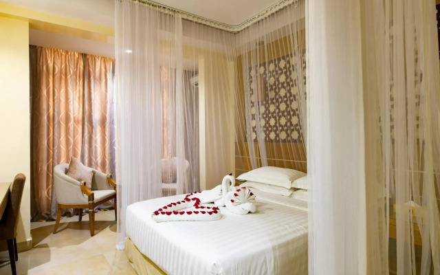 Saab Royale Hotel