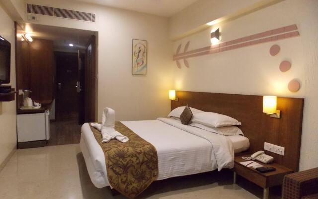 Silver Cloud Hotel & Banquets Ahmedabad