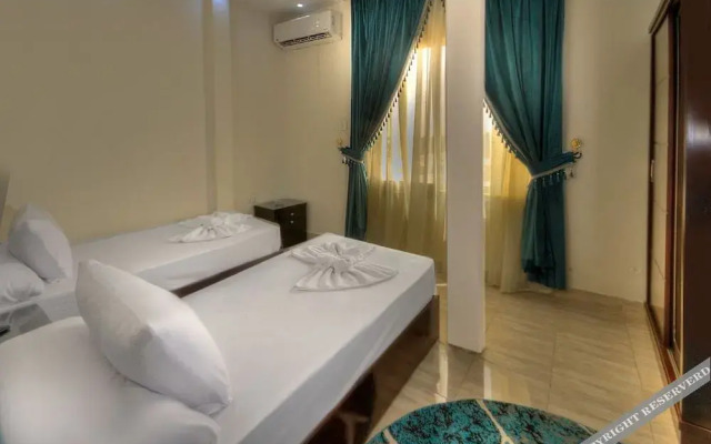 Tut Pyramids View Hotel