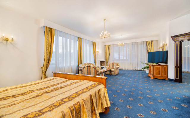 Hotel Aurelius Imparatul Romanilor