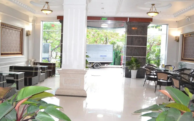 Chu Long Hotel