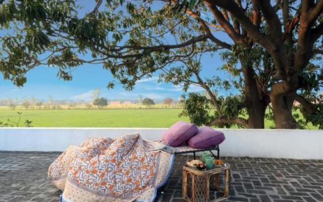 The Hideout by Vista Rooms