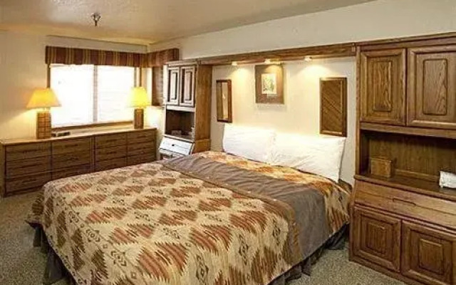 Aspen Creek Condos by Grand Mammoth Resorts