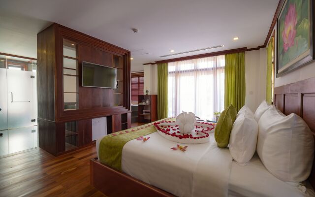 Vid Angkor Boutique