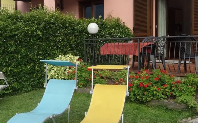 Fisherman House on The Lake