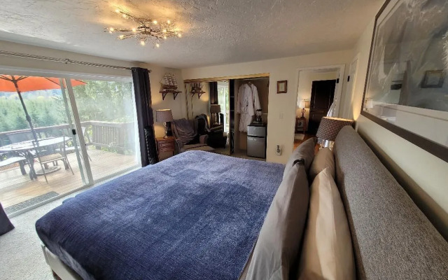 Misty Valley Inn B&B