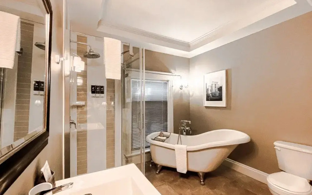 Hôtel du Vieux Port by Bower Boutique Hotels