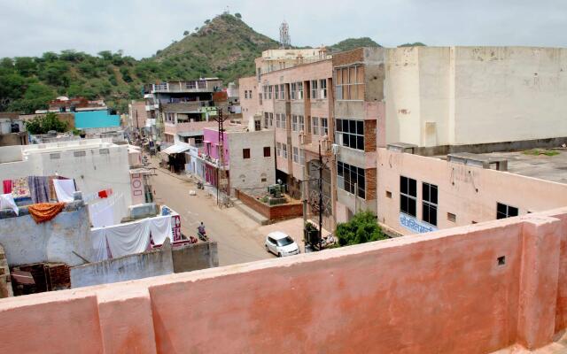 Hotel Tulsi Palace