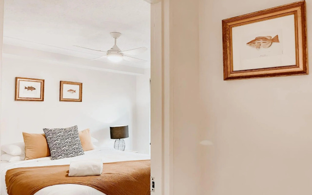 Sea Breeze on Main Beach