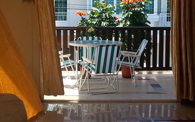 KrishAngel Beach Apartment
